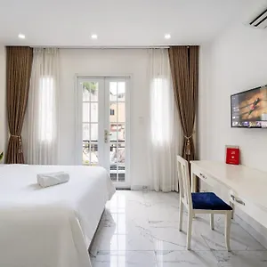 Hotel Lotus Nguyen Phi Khanh Q1